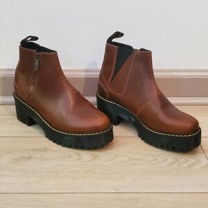 Dr. Martens platform chelsea boot